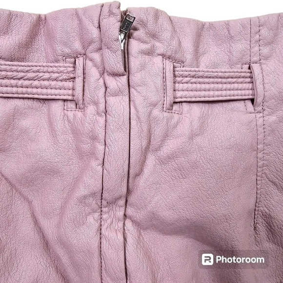 Free People Payton Faux Leather Paperbag Mini Skirt in 8 NWT - Picture 7 of 8
